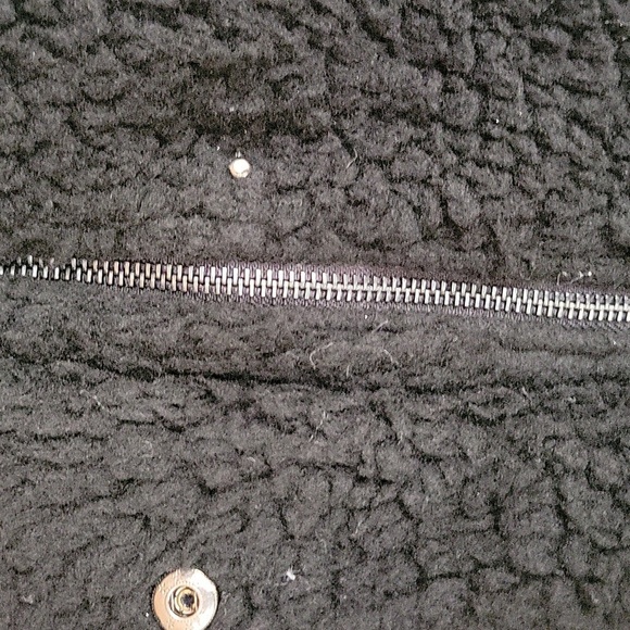 Coffee Shop NY Black Size Medium Collared Zip-Front Fleece Coat NWT - Picture 2 of 9